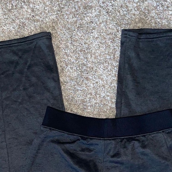 under armor woman’s storm cold gear infrared pants - Picture 3 of 4